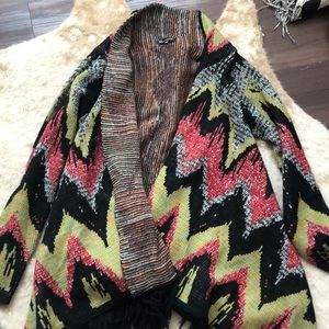 Pattered sweater/cardigan